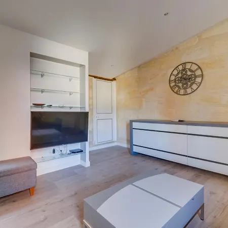 Charming In The Heart Of * Bordeaux